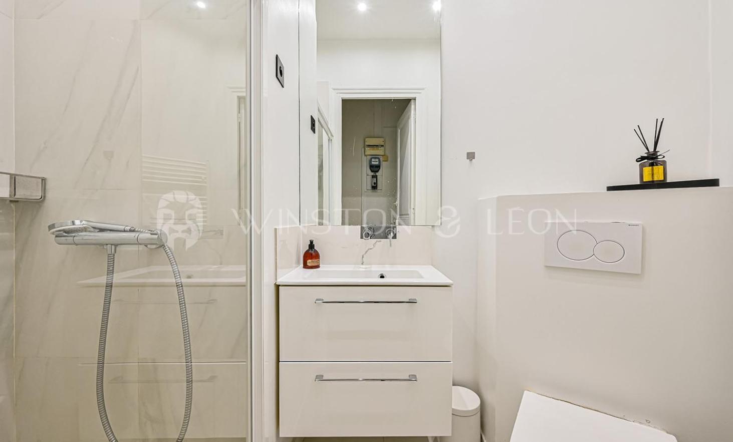 Appartement Paris 7Eme Invalides/ Tour Eiffel 1Er Etage Экстерьер фото